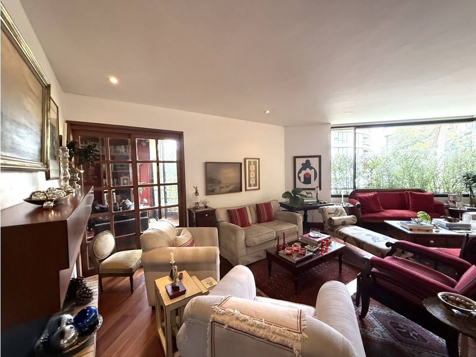 Apartamento en venta en Los Rosales, Bogotá · foto 6 de 24