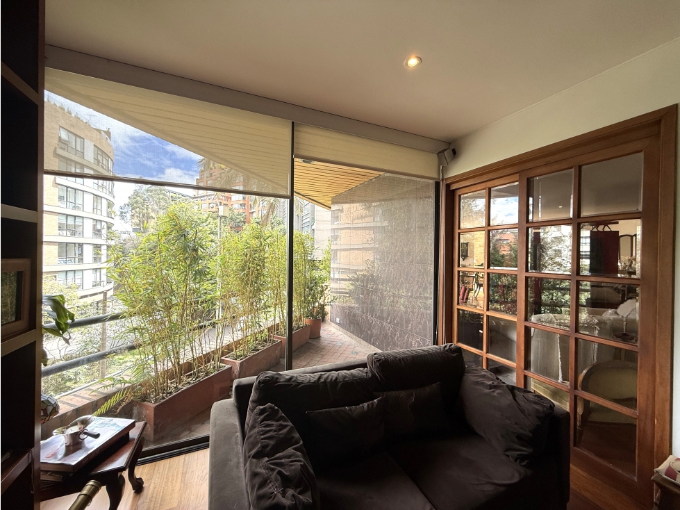 Apartamento en venta en Los Rosales, Bogotá · foto 9 de 24