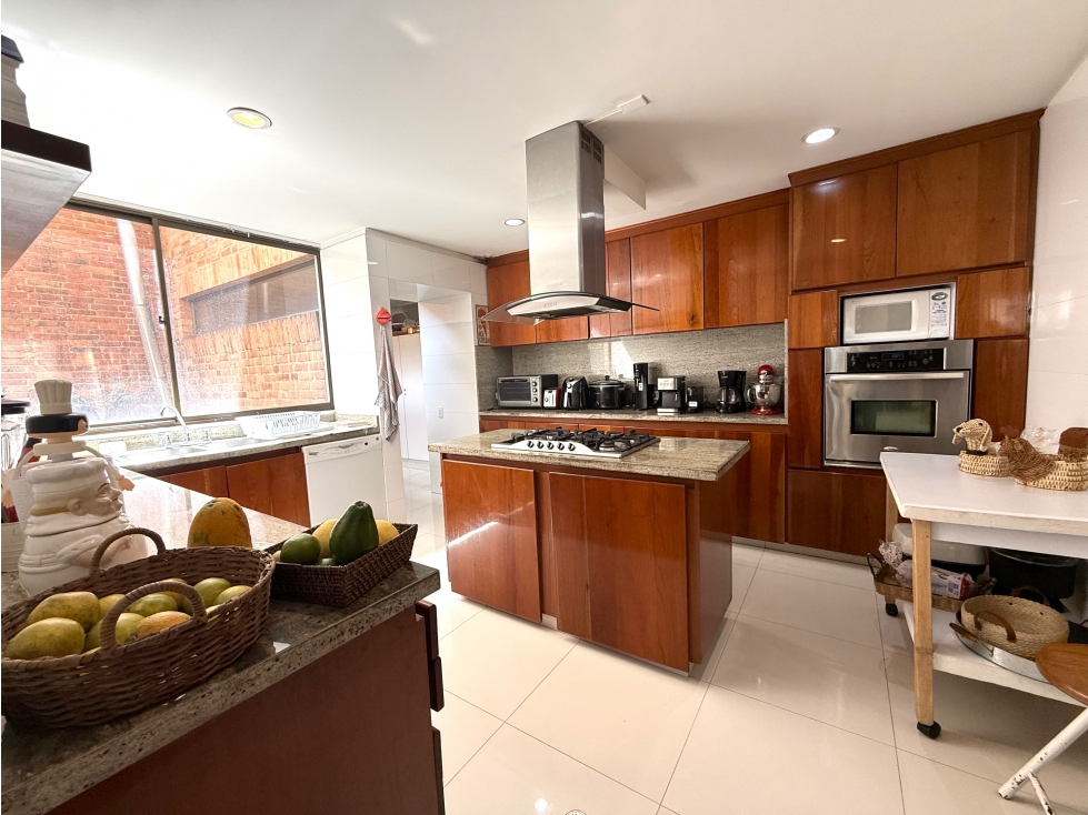 Apartamento en venta en Los Rosales, Bogotá · foto 17 de 24