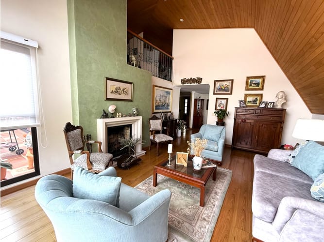 Apartamento de 3 alcobas en venta en Santa Ana Oriental, Bogotá, 200 m² · foto 2 de 24