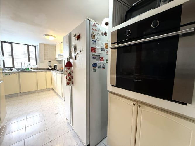 Apartamento de 3 alcobas en venta en Santa Ana Oriental, Bogotá, 200 m² · foto 11 de 24