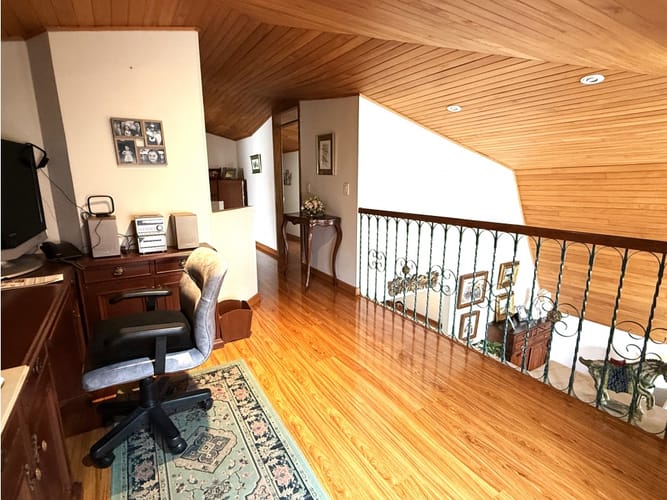 Apartamento de 3 alcobas en venta en Santa Ana Oriental, Bogotá, 200 m² · foto 18 de 24