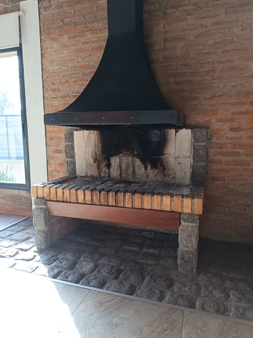 Exclusiva Residencia en El Pinar: 4 Dormitorios, 2 Baños, Piscina, Parrillero y Cocheras, a Pasos de la Playa y el Arroyo. - foto 4