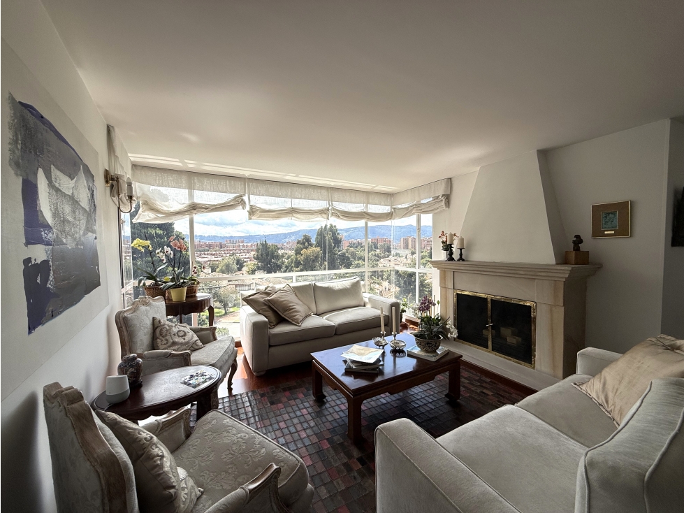 Apartamento en venta en Gratamira, Bogotá · foto 3 de 21