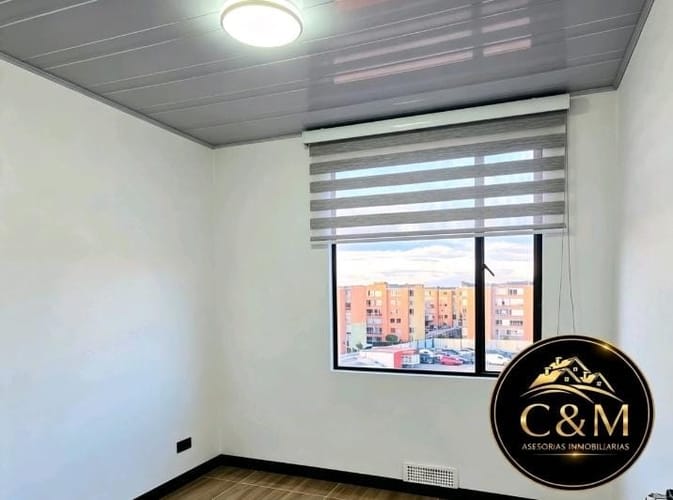 Apartamento de 3 alcobas en venta en Cr. Dazia, Soacha, 60 m² · foto 9 de 15