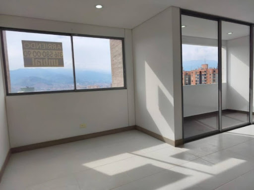 Apartamento en arriendo en Castropol, Medellín · foto 16 de 18