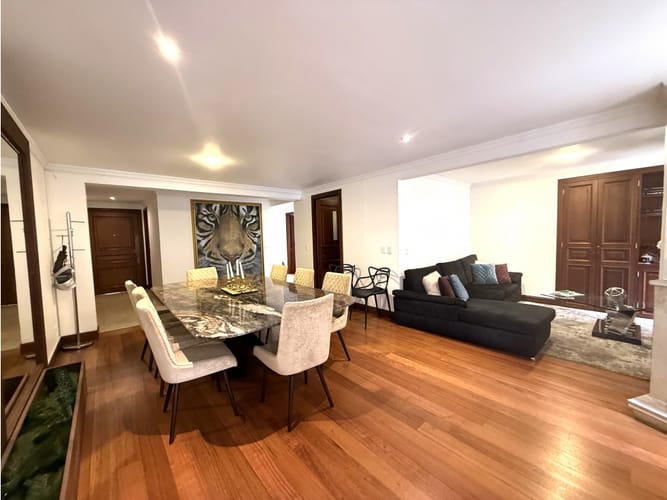 Apartamento de 3 alcobas en venta en Chapinero, Bogotá, 162 m² · foto 2 de 24