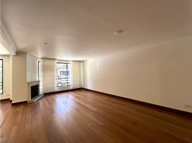 Apartamento de 3 alcobas en venta en Chapinero, Bogotá, 162 m² · foto 4 de 24