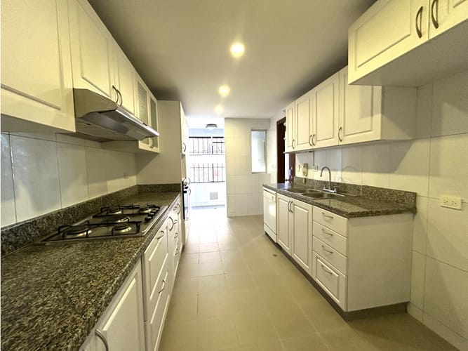 Apartamento de 3 alcobas en venta en Chapinero, Bogotá, 162 m² · foto 14 de 24