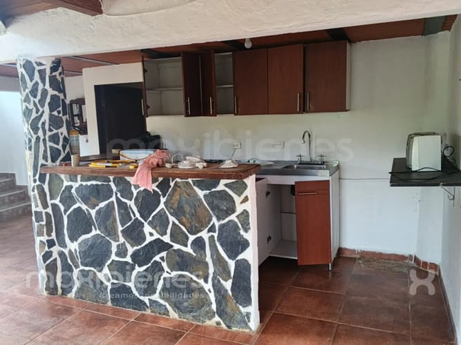 Finca en arriendo en El Carmen De Viboral, El Carmen de Viboral, 236 m² · foto 10 de 13