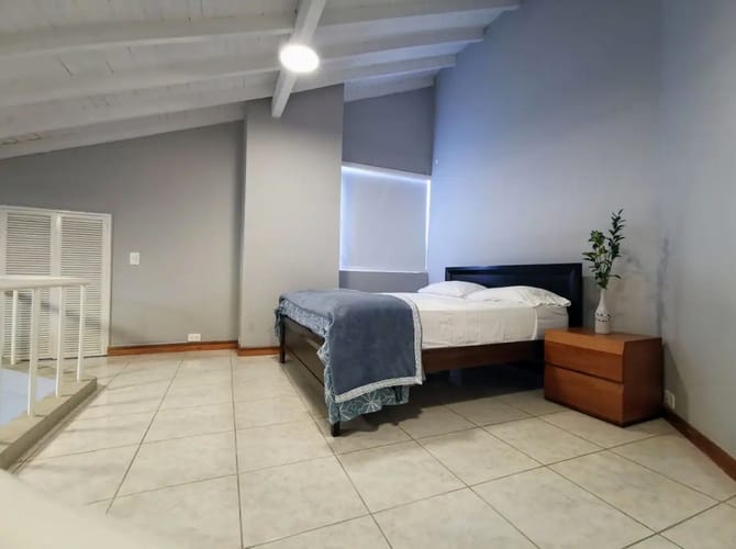 Apartamento de 1 alcoba en venta en El Poblado, Medellín, 104 m² · foto 4 de 9
