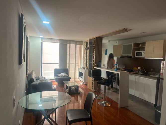 Apartamento de 3 alcobas en venta en Pardo Rubio, Bogotá, 73 m² · foto 3 de 10