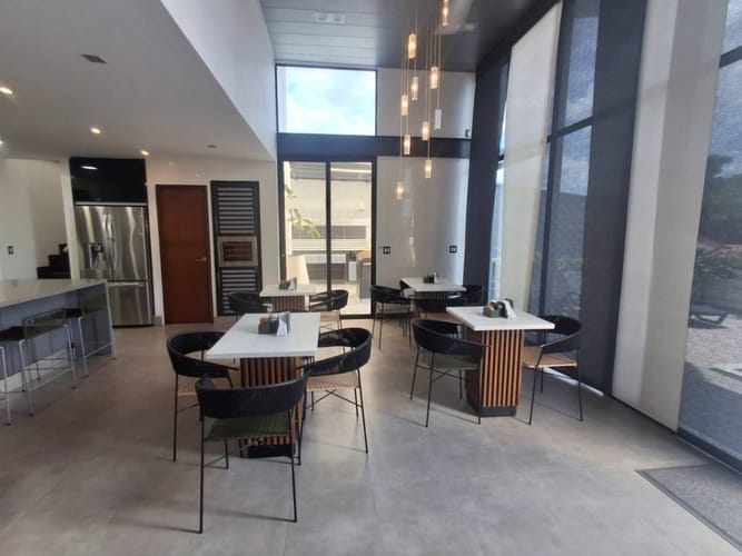 Casa en arriendo en Lagos Del Cacique, Bucaramanga, 710 m² · foto 5 de 21