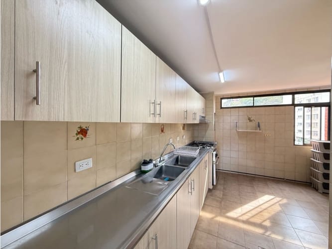 Apartamento en venta en San Fernando Viejo, Cali · foto 5 de 13