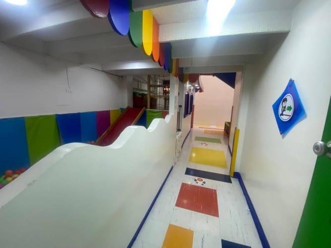 Casa en venta en Marsella, Bogotá · foto 13 de 19