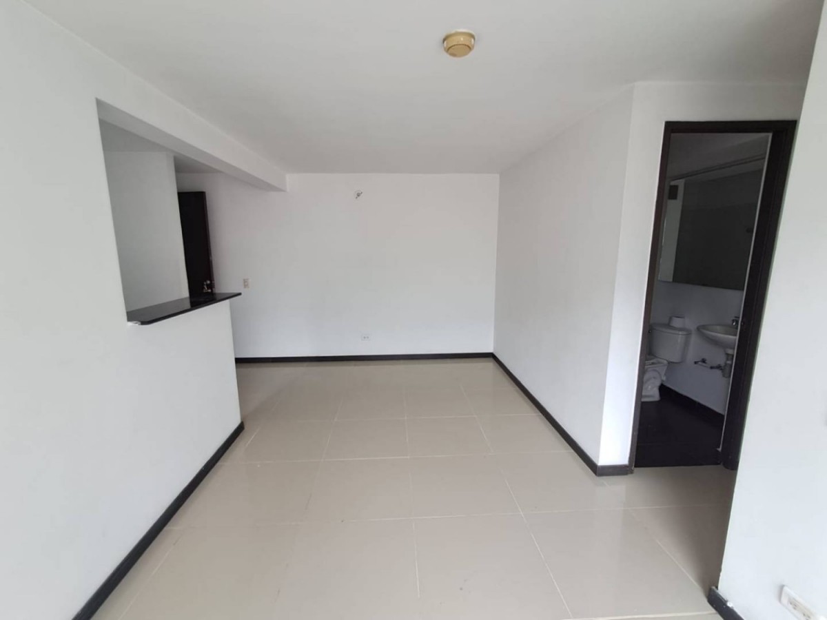 Apartamento en arriendo en Niquia, Bello · foto 3 de 18