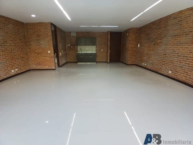 Oficina en arriendo en Colombia, Medellín, 60 m² · foto 3 de 13