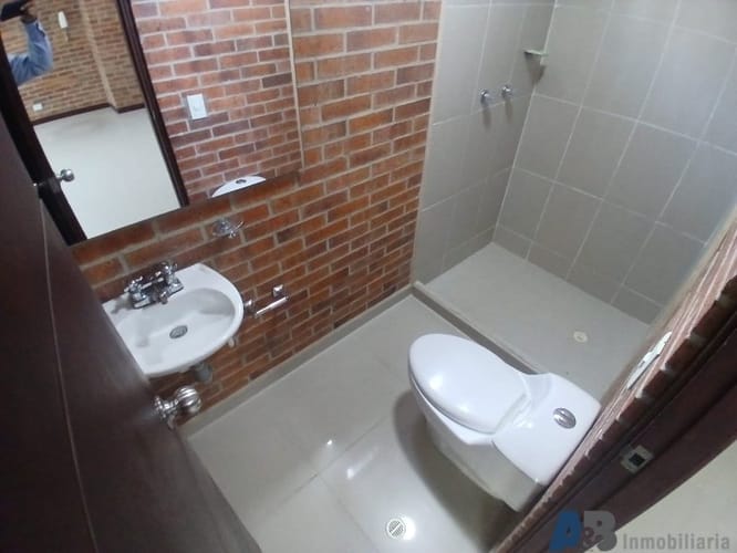 Oficina en arriendo en Colombia, Medellín, 60 m² · foto 8 de 13