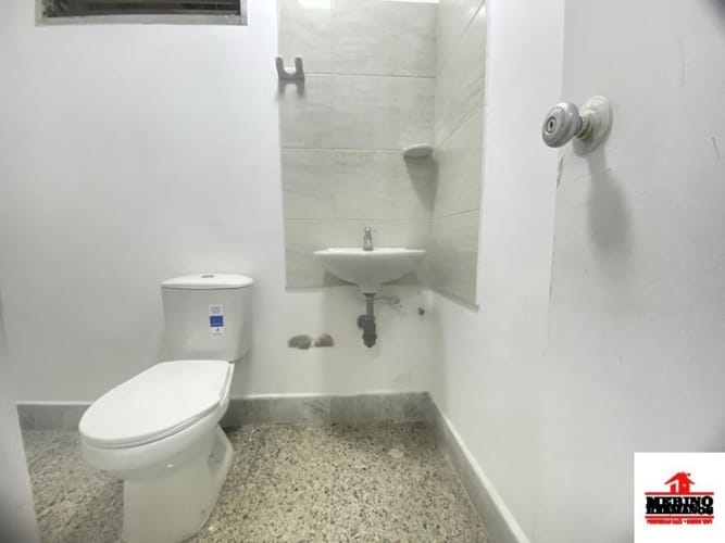 Oficina en arriendo en La Candelaria, Medellín, 35 m² · foto 18 de 18