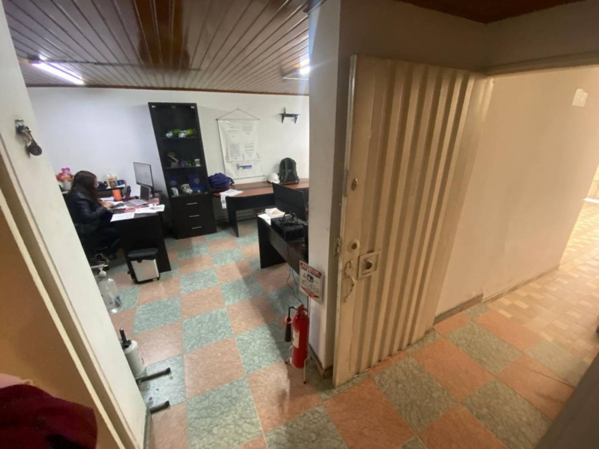 Casa en venta en Marsella, Bogotá · foto 4 de 24