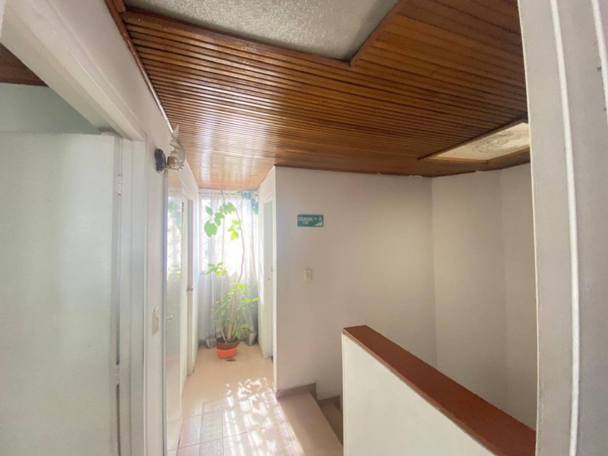Casa en venta en Marsella, Bogotá · foto 5 de 24