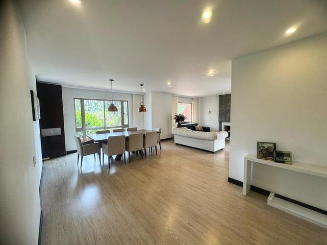 Apartamento de 3 alcobas en venta en Cerros De Suba, Bogotá, 289 m² · foto 5 de 22