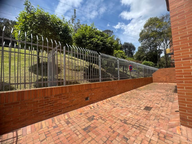 Apartamento de 3 alcobas en venta en Cerros De Suba, Bogotá, 289 m² · foto 6 de 22