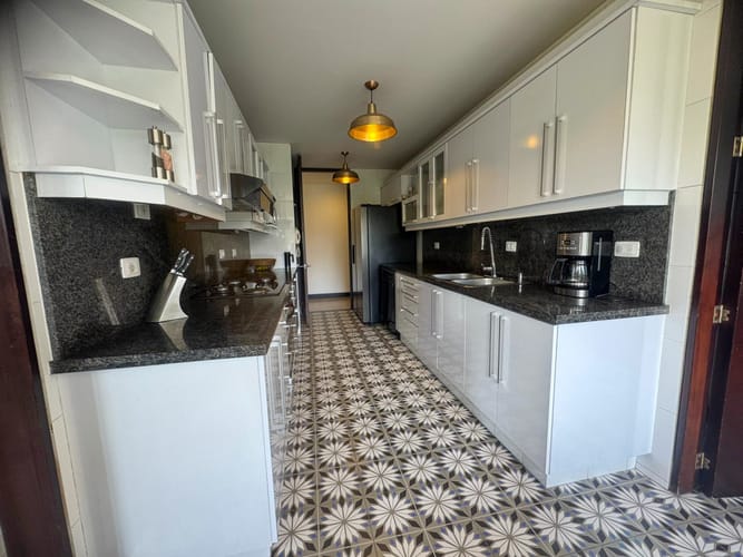 Apartamento de 3 alcobas en venta en Cerros De Suba, Bogotá, 289 m² · foto 9 de 22