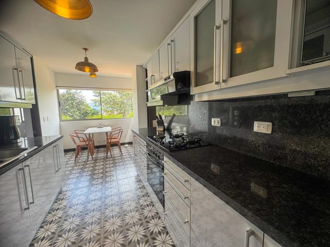 Apartamento de 3 alcobas en venta en Cerros De Suba, Bogotá, 289 m² · foto 10 de 22