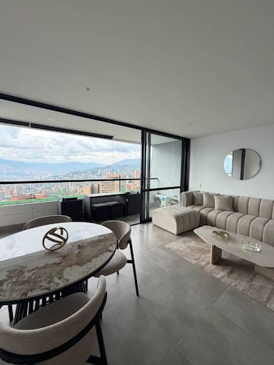 Apartamento de 1 alcoba en arriendo en Los Balsos, Medellín, 75 m² · foto 2 de 8