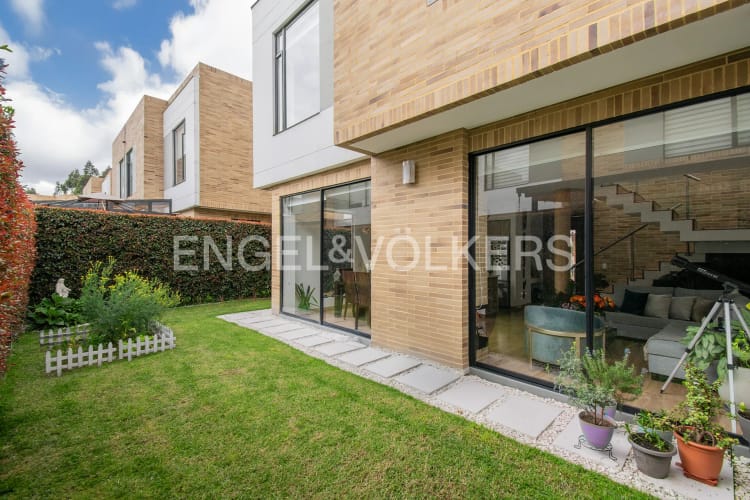 Casa de 3 alcobas en venta en Cr El Bosque, Chía, 153 m² · foto 19 de 20