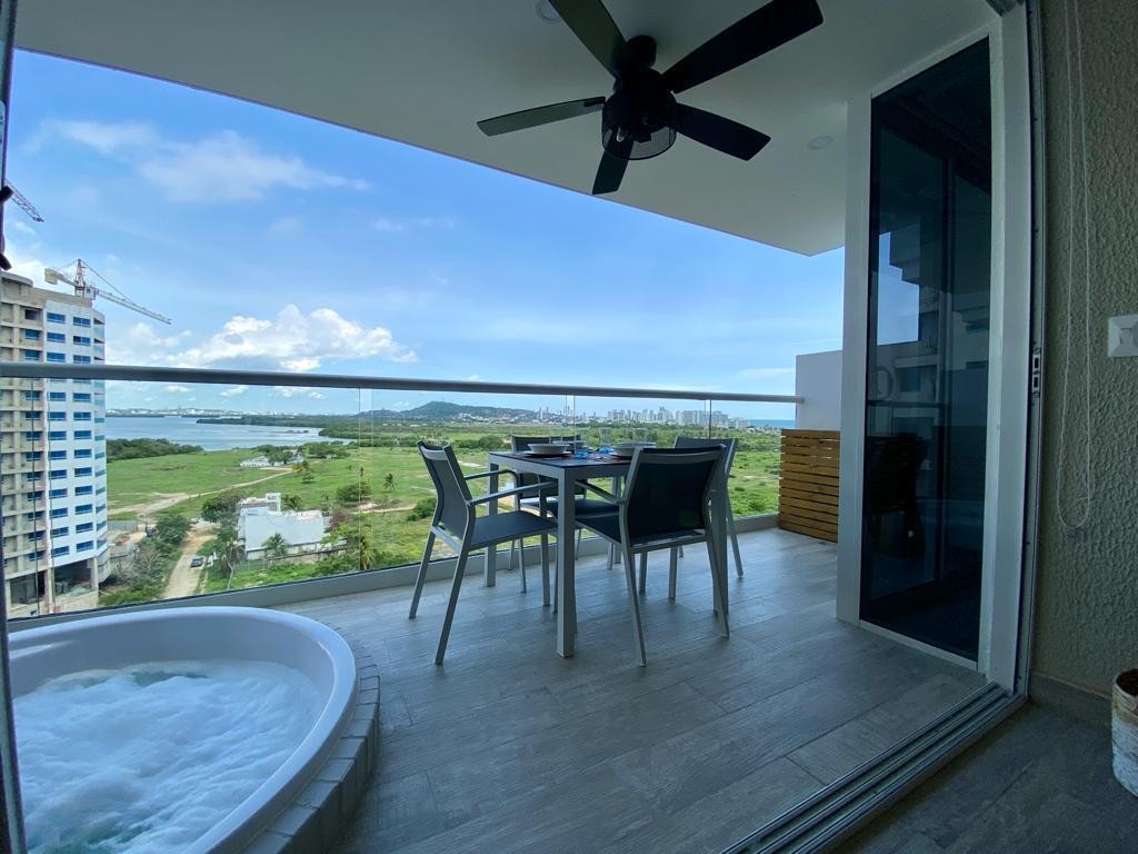 Apartamento en venta en Cielo Mar, Cartagena · foto 3 de 24