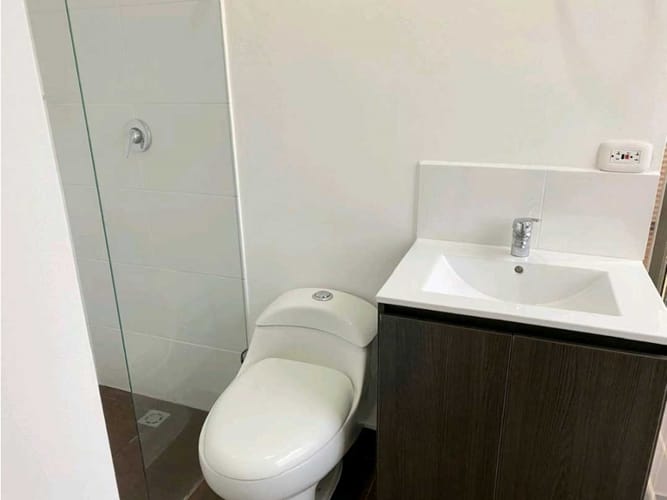 Apartamento de 4 alcobas en venta en Altos Del Poblado, Medellín, 163 m² · foto 11 de 24