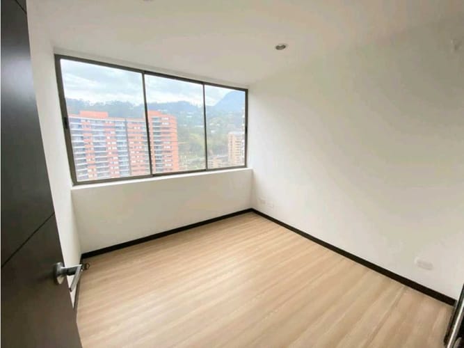 Apartamento de 4 alcobas en venta en Altos Del Poblado, Medellín, 163 m² · foto 19 de 24