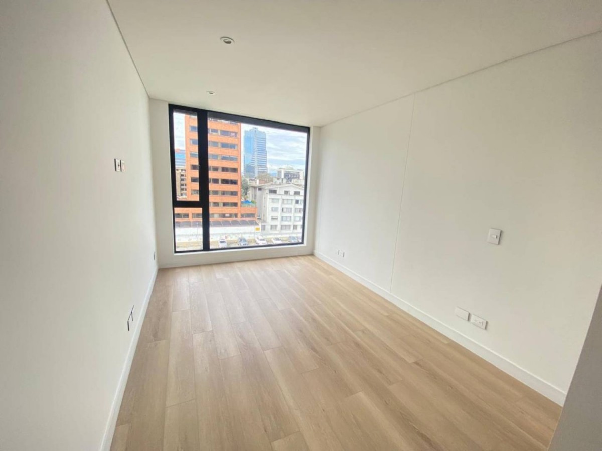 Apartamento en venta en El Refugio, Bogotá · foto 6 de 24
