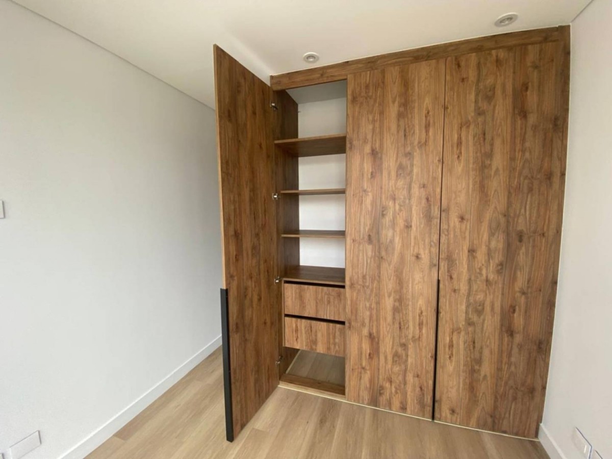 Apartamento en venta en El Refugio, Bogotá · foto 7 de 24