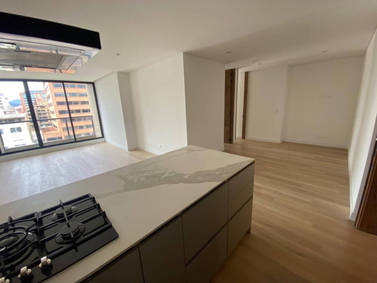 Apartamento en venta en El Refugio, Bogotá · foto 16 de 24