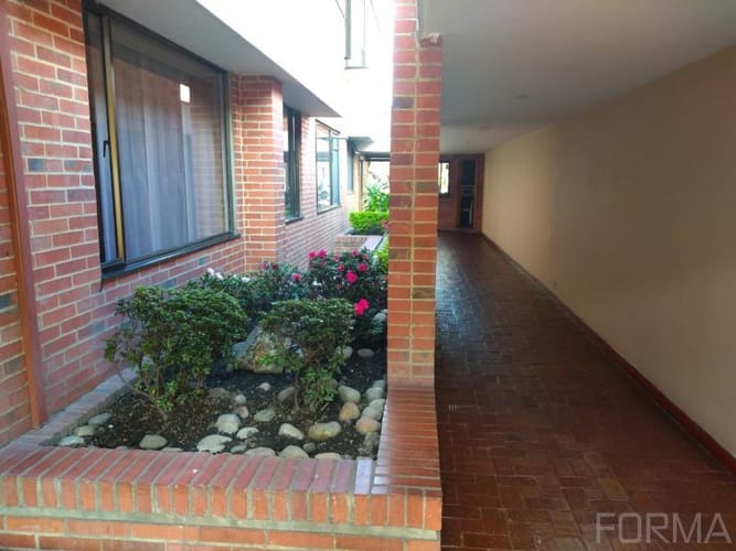 Apartamento de 3 alcobas en venta en Santa Barbara Occidental, Bogotá, 139 m² · foto 19 de 20