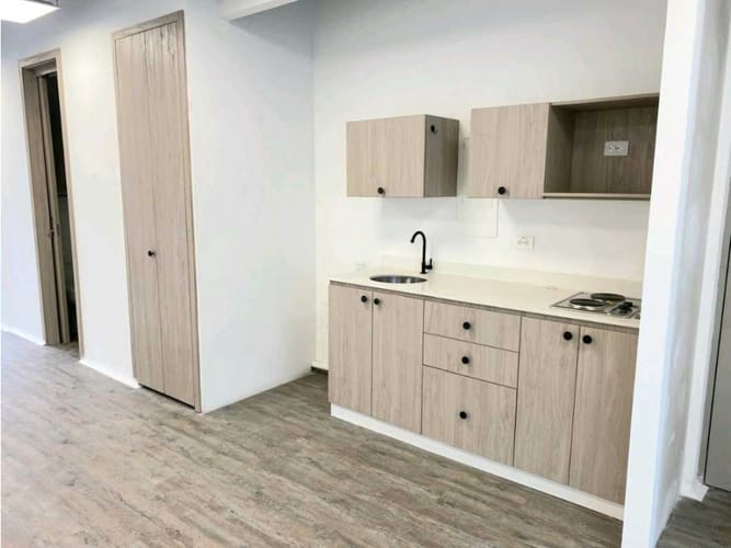 Oficina en arriendo en Las Palmas, Medellín, 37 m² · foto 2 de 11