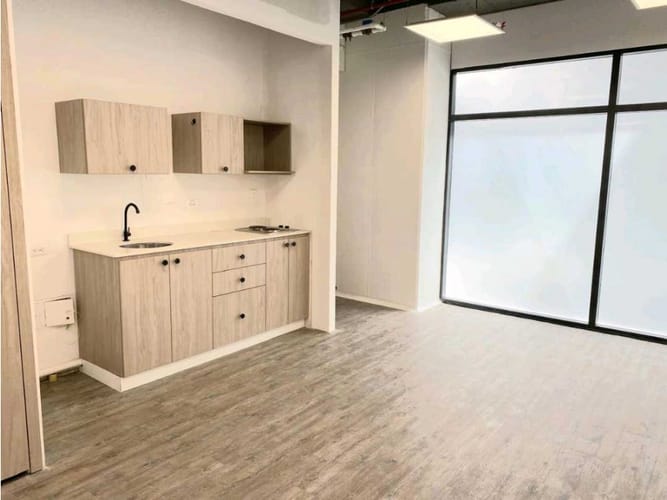 Oficina en arriendo en Las Palmas, Medellín, 37 m² · foto 8 de 11