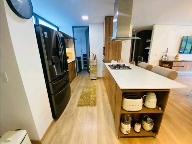 Apartamento de 2 alcobas en venta en Las Palmas, Medellín, 105 m² · foto 2 de 24
