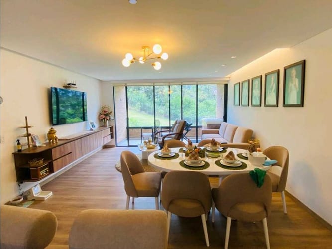 Apartamento de 2 alcobas en venta en Las Palmas, Medellín, 105 m² · foto 3 de 24