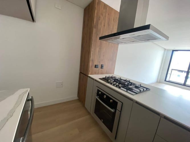 Apartamento de 2 alcobas en venta en Chicó Navarra, Bogotá, 98 m² · foto 13 de 24