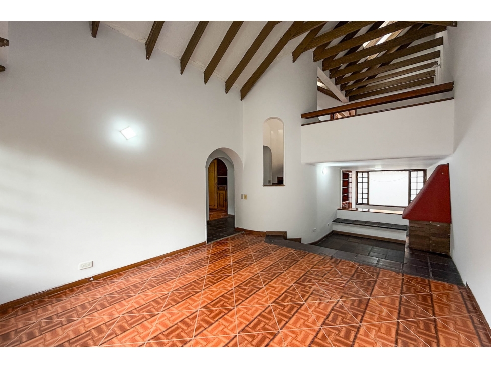 Casa en venta en Cedritos, Bogotá · foto 3 de 22
