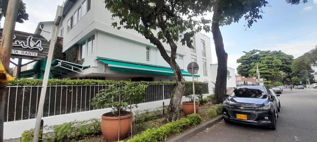 Local en arriendo en Tequendama, Cali, 192 m² · foto 2 de 21