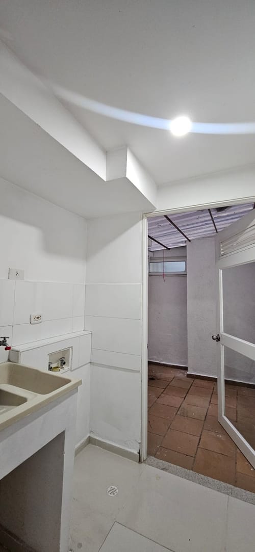 Apartamento de 3 alcobas en venta en Valle Del Lili, Cali, 80 m² · foto 16 de 18