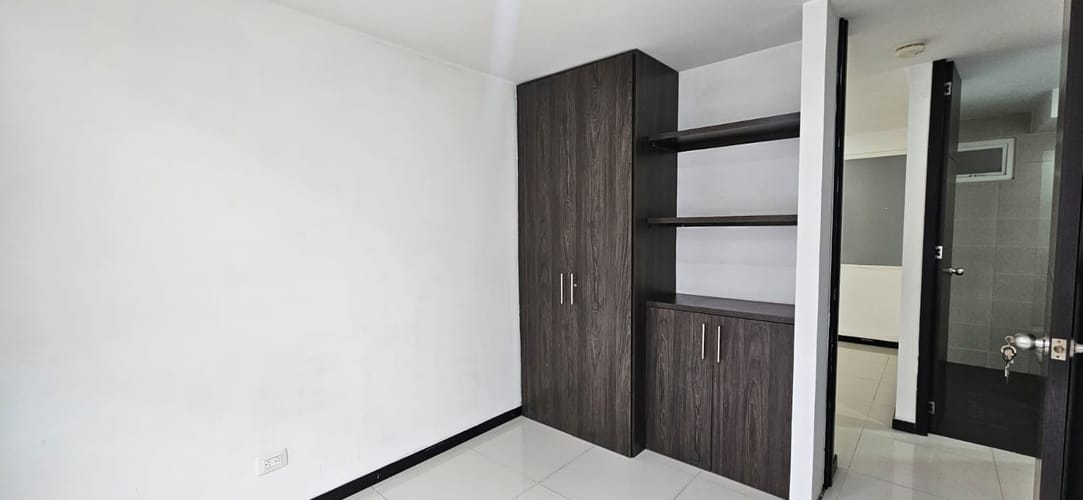 Apartamento de 3 alcobas en venta en Valle Del Lili, Cali, 80 m² · foto 8 de 18