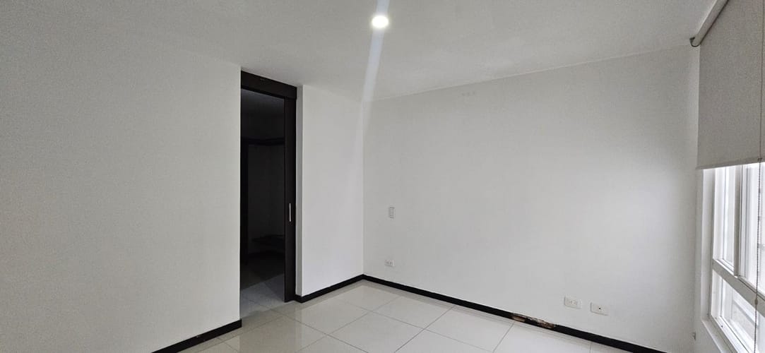 Apartamento de 3 alcobas en venta en Valle Del Lili, Cali, 80 m² · foto 10 de 18