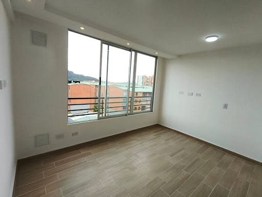 Apartamento de 3 alcobas en arriendo en Conjunto Residencial Zaragoza Ii, Madrid, 68 m² · foto 5 de 21