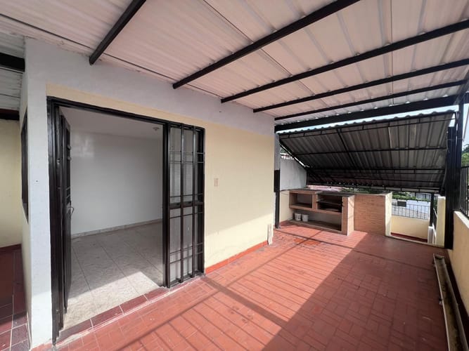 Casa de 5 alcobas en venta en San Cayetano, Cali, 158 m² · foto 11 de 11